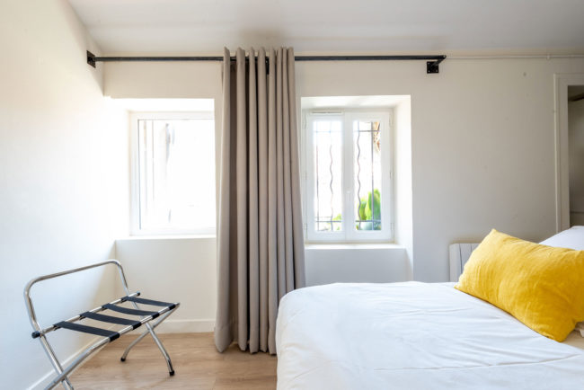 Rideau occultant - Houlès - Chambres d' Hôtes - Une Ame à Nîmes -