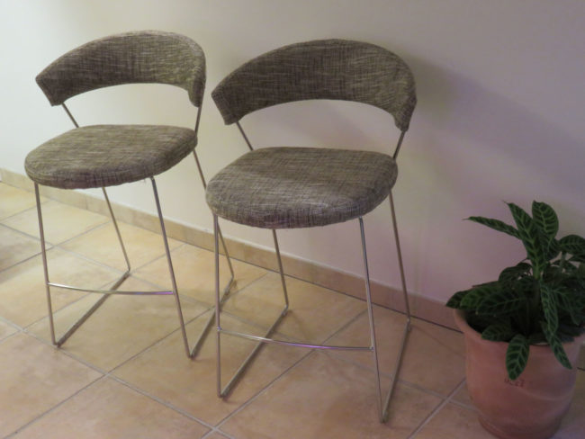 Tapisserie sur siège de bar. Tissu - Casal-