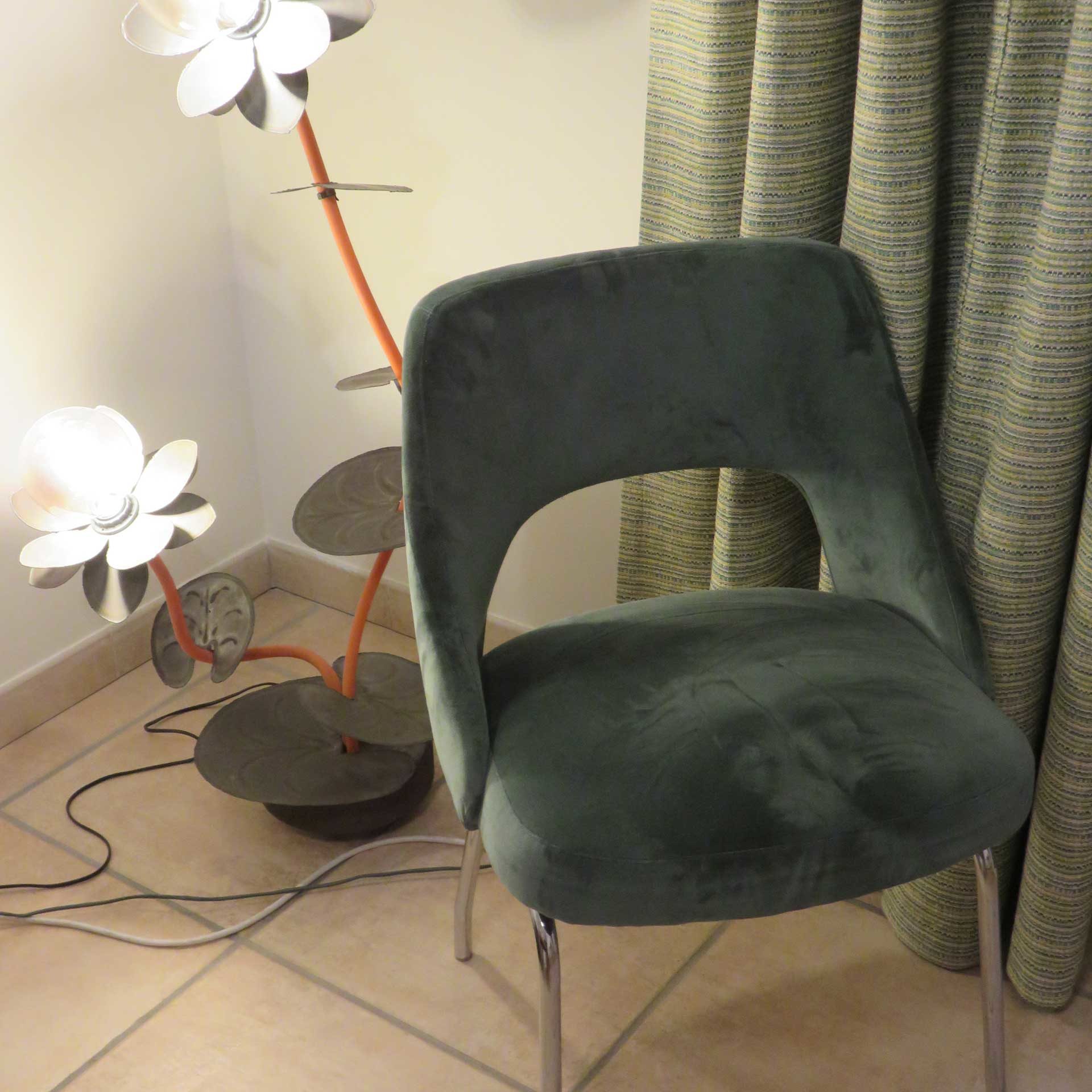 Tapisserie sur siège : année 60'. Velours - Wind - Rideau - Scion Harlequin.