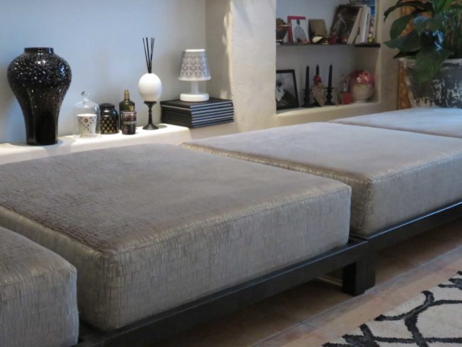 Poufs sur-mesure en "Bultex"- Velours - Quadric de Harlequin Sanderson.